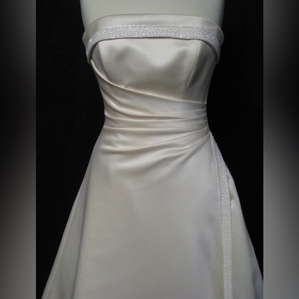 Maggie Sottero Strapless Ivory Bridal A-Line Dress - Picture 2 of 3